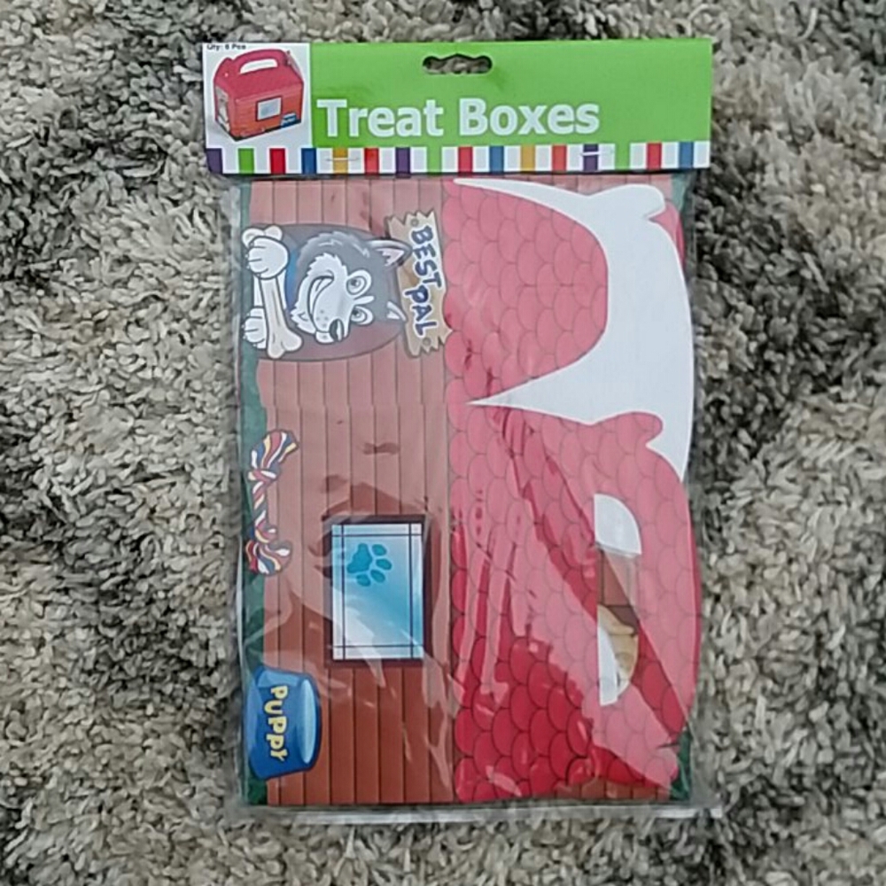 NWT 6 Dog House Treat Favor Gift Boxes